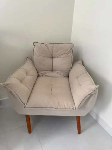 Poltrona confortável Bege