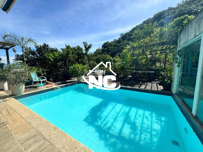 Casa com 4 quartos à venda, 370 m² por R$ 1.750.000 - Itacoatiara - Niterói/RJ
