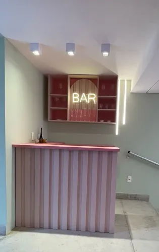 Bar Planejado em MDF com LED - Clínica, Salão ou Studio
