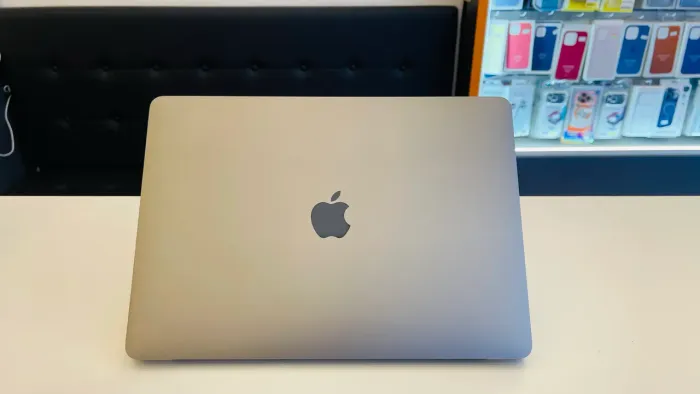 MACBOOK PRO M1 2020 256GB SSD/8 RAM SEMI BATERIA 84% 3 MESES DE GARANTIA PELA LOJA
