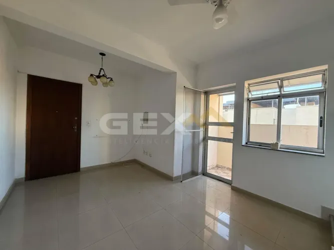 Apartamento à Venda com 03 Quartos no Centro de Divinópolis MG.