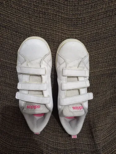 Tênis Adidas original Infantil