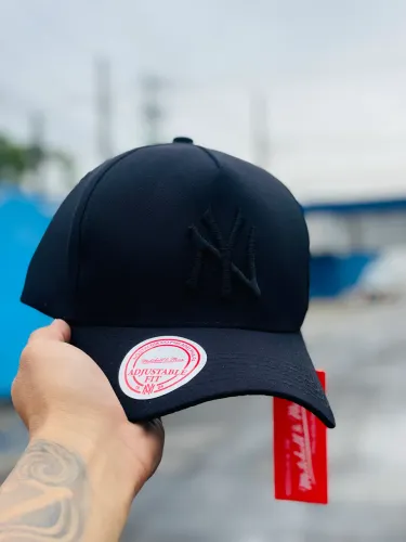 Boné New Era