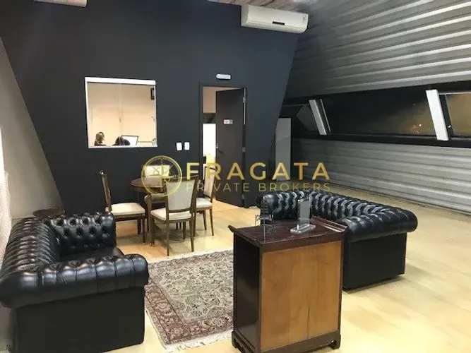 Prédio Comercial Eco-Eficiente à Venda ao Lado do Aeroporto de Congonhas - São Paulo