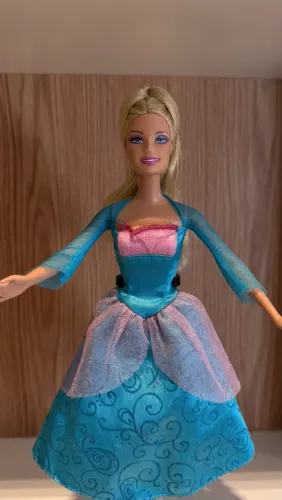 Boneca Barbie Princesa Da Ilha Rosella (2007) Mattel Original
