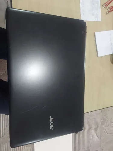 Notebook Acer core i3 4 geração 8 de ram sem bateria