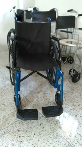 Cadeira de Rodas (Aluguel Mensal)