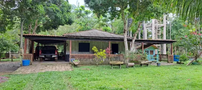 Vendo Sítio medindo 250 x 2000 metros (50 hectares)