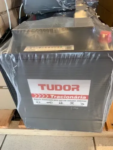 Baterias Tracionárias, Carros de golfe, plataformas elevatórias, lavadora industrial etc