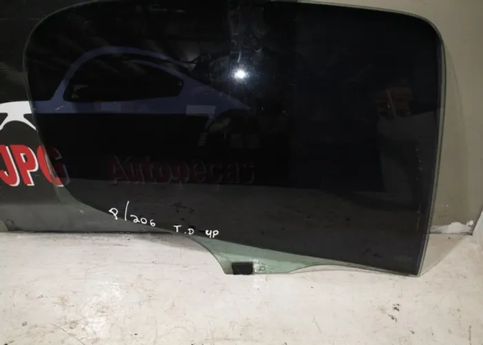 Vidro traseiro direito Peugeot 206 4p