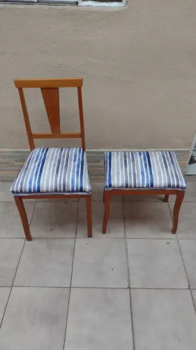 Móveis antigos, móveis de época, cadeira com selo original, retrô, antiguidade