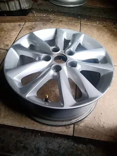 roda do kia cerato aro 16 