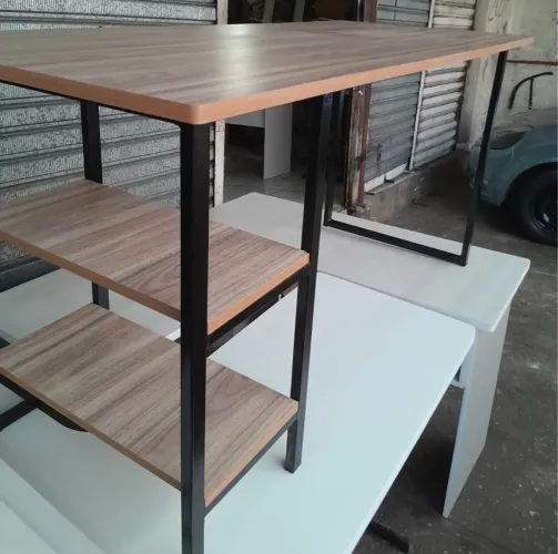 promo black friday - mesa escrivaninha reta com prateleiras - entrego