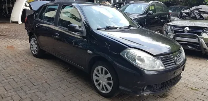 Sucata Renault symbol 2011 - retirada de peças