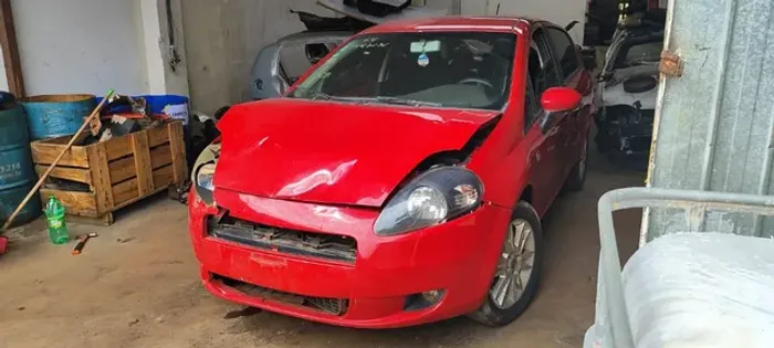 Sucata Punto 2012 Para retirada de Peças.