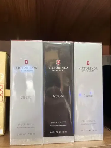 VICTORINOX SWISS ARMY