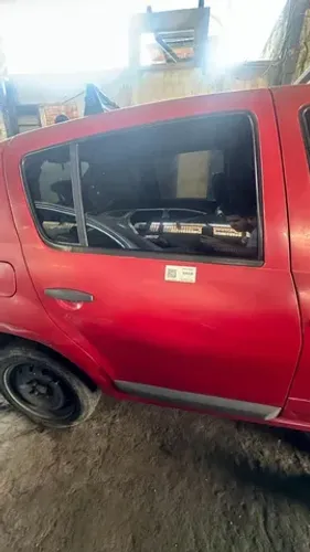 Porta traseira direita Renault Sandero 2010  13510