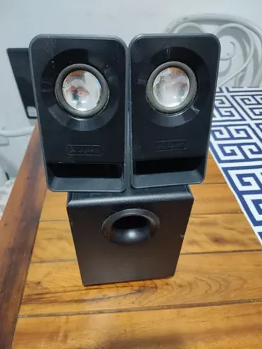 Logitech z213 110V Auto Falantes para Computador