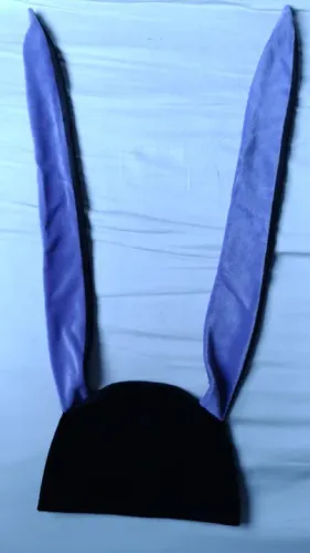 Touca de coelho kawaii nova em perfeito estado de conservação.