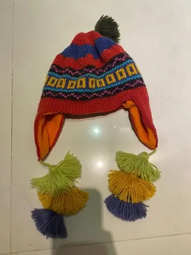 Touca infantil Comprada em Lima ?