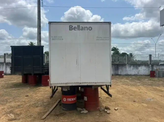 Baú 4 00 x 2 00 x 2 10