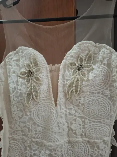 Vestido com pedraria