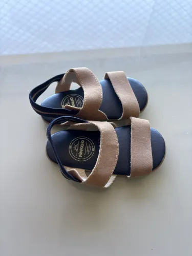 Sandália Pimpolho - Nº 18 - R$ 40,00