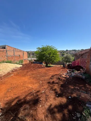 Terreno grande 447,8 mts  / todo murado (novo) PREÇO APENAS ESTE ANO 