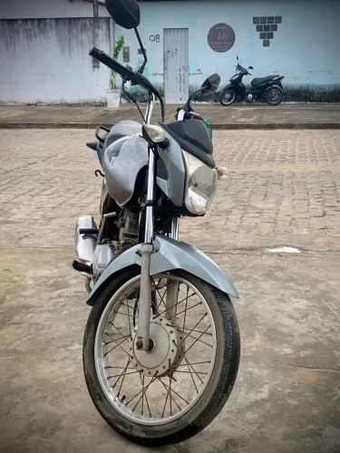 CG Fan 125 2015 cinza