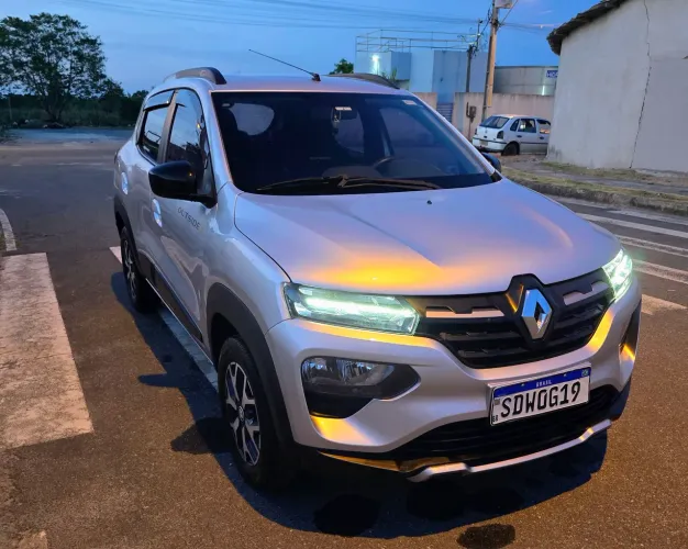 Renault Kwid Outsider 1.0 Flex 12V 5P Mec. 2023