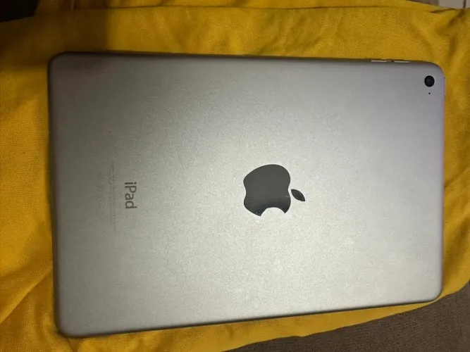 Ipad mini 4 64Gb precisa trocar display $400,00