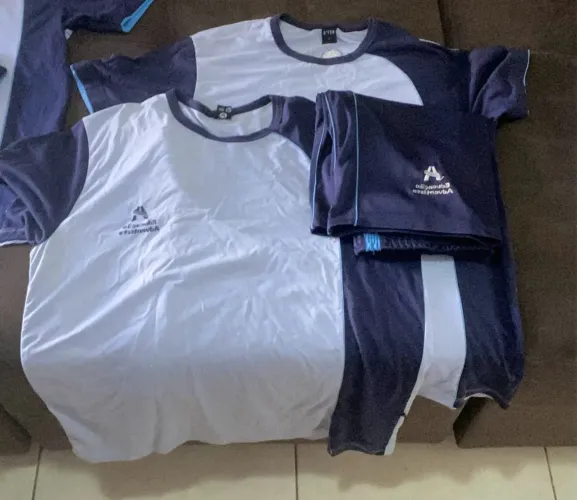 Uniforme Escolar Completo - Camiseta e Short colégio adventista 