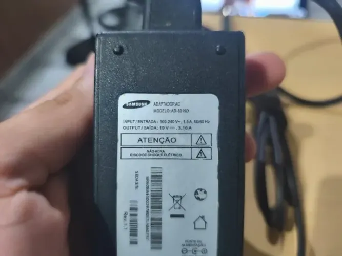 Fonte de alimentação notebook Samsung