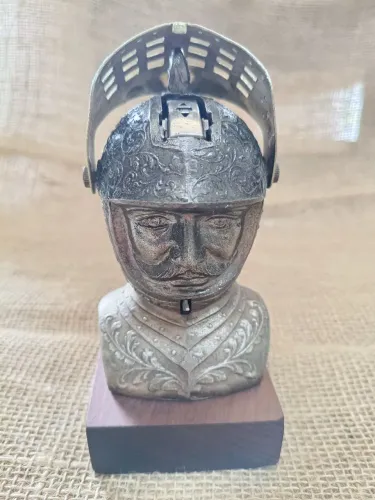 Isqueiro antigo