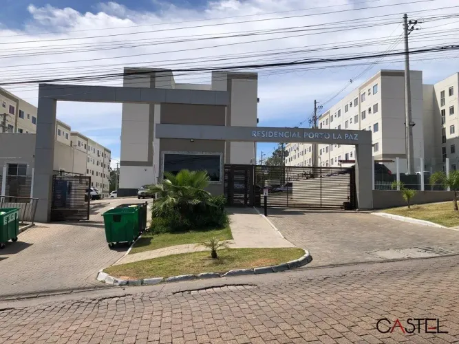 Apartamento 2 dormitórios com pátio no Porto La Paz em Porto Alegre