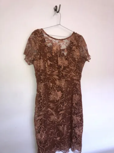 Vestido Rendado Marrom Elegante-TAM 46