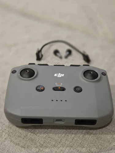 Radio Controle Dji Rc-n3 Neo Novo! Suporte de celular embutido