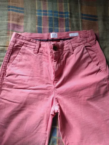 Calça rosa GAP tipo chino