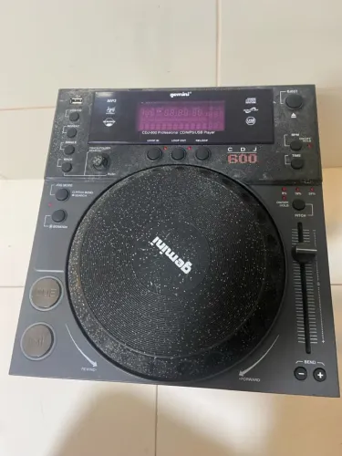 CD J no Mark 