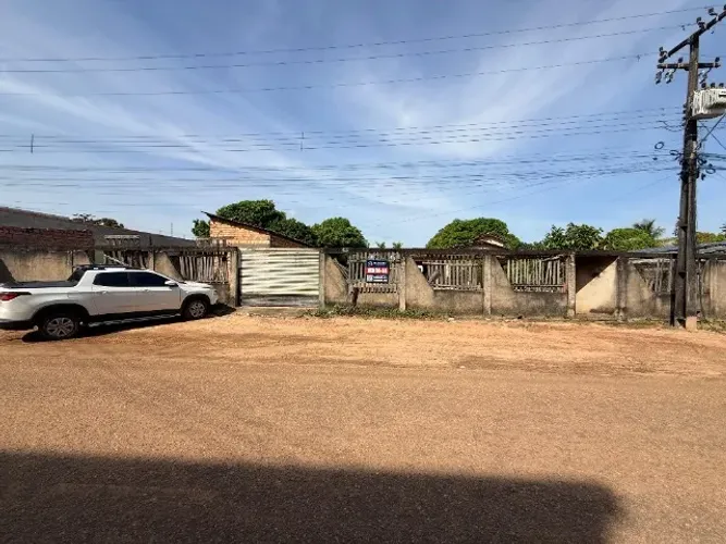 Vende-se 02 Casas no Raiar do Sol com Terreno de 1.800m² atrás do GAVIÂO