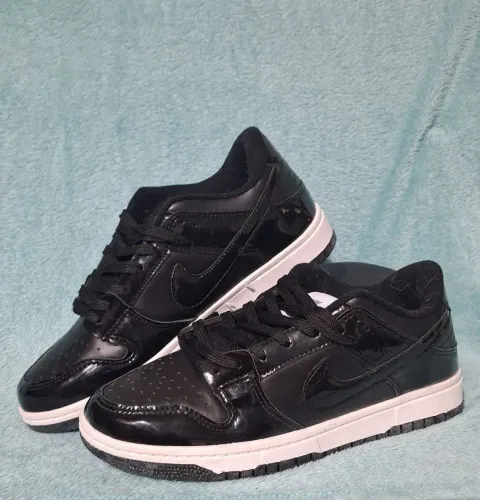 Tênis Nike Dunk 39