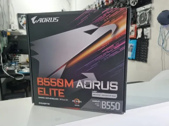 Placa Mãe B550M Aorus Elite