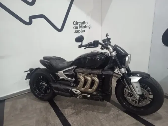 Triumph Rocket 3R * 2021 * impecável  * 18739 km rodados