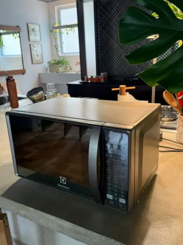 Micro-ondas Electrolux Ms37r Prata 27l