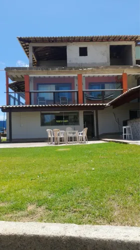 Casa de frente para mar praia de Setiba 15km da praia do morro. 