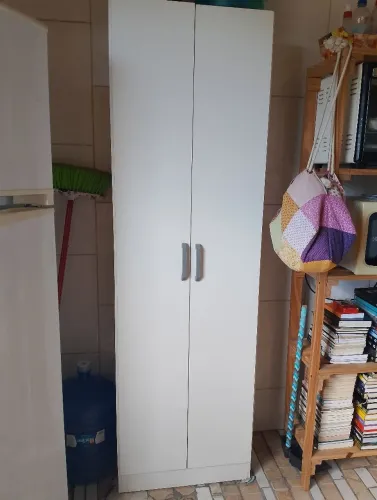 Armário Multiuso Branco com 5 Prateleiras Internas - Excelente Estado