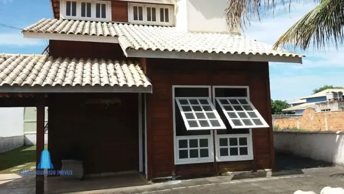 Casa Madeira em Ponte dos Leites, Araruama/RJ