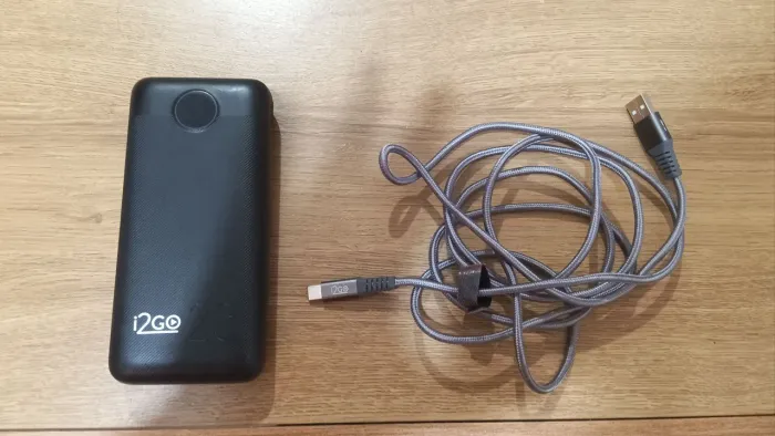 Power Bank I2GO 20000mAh + Cabo USB-C 2m Original - Ultra Rápido, Pouco Uso