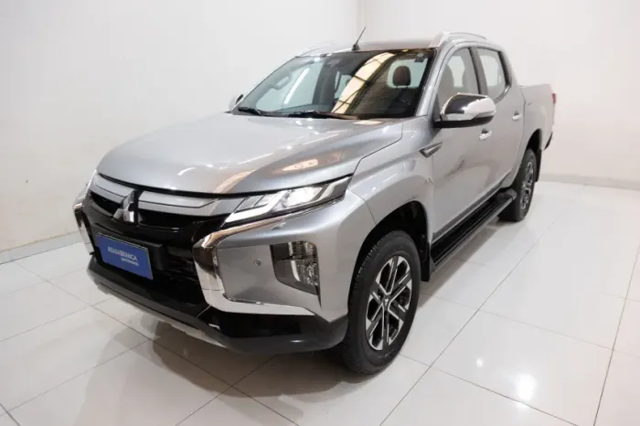 Mitsubishi L200 Triton Sport HPE-S 2.4 CD Dies. AUT 2024