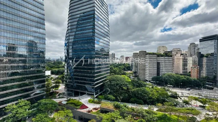 Apartamento com 102 m², 1 quarto sendo 1 suíte à venda no bairro Vila Olímpia.